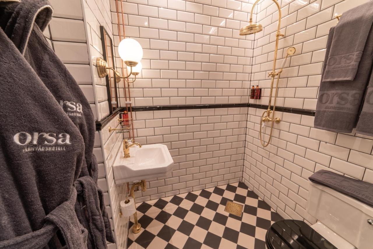 Orsa Jaernvaegshotell Buitenkant foto